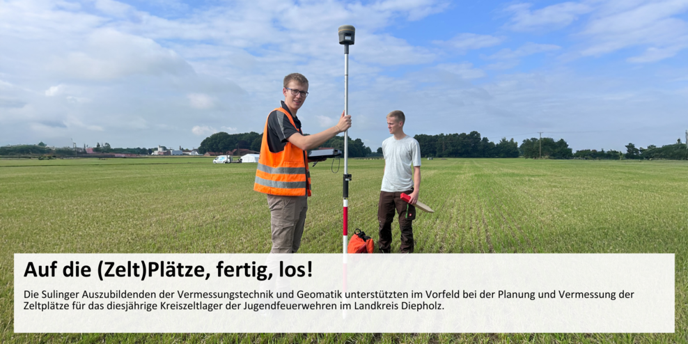 Auszubildene bei der Vermessung